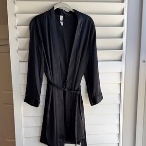 Gilligan & O’Malley | Black Satin Robe Wrap Sleepwear Loungewear Kimono | S M